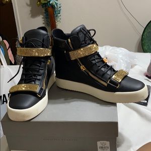 Giuseppe zanottis size 44